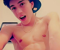 Horny Twink BF Sign s1 Horny Twink BF Sign s1